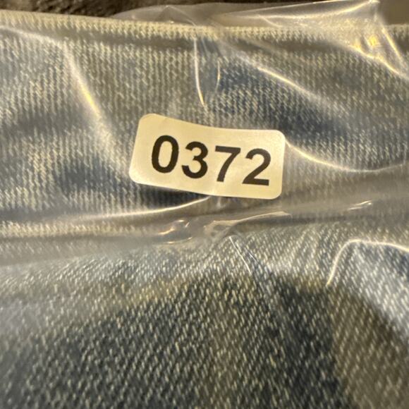 Mossimo Womens Size 8 R Mid Rise Distressed Power Stretch Jeans Jeggings - Picture 16 of 16